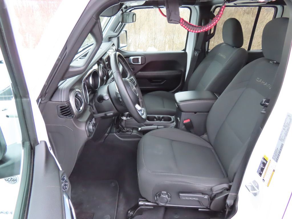 Used 2021 Jeep Wrangler Unlimited Sahara w/ Dual Top Group AWD/4WD image 20