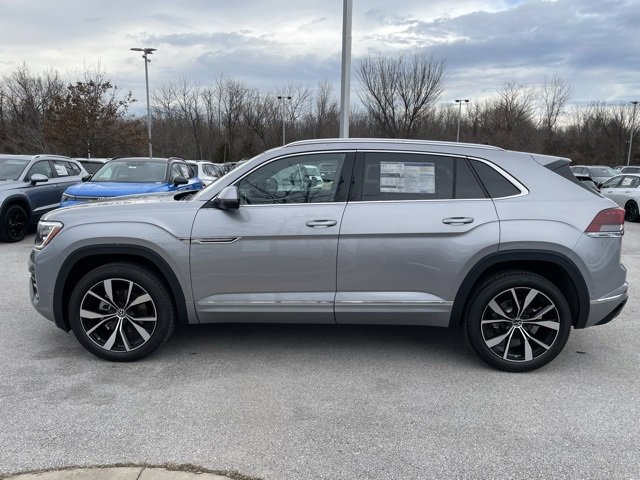New 2025 Volkswagen Atlas Cross Sport SEL Premium R-Line image 4