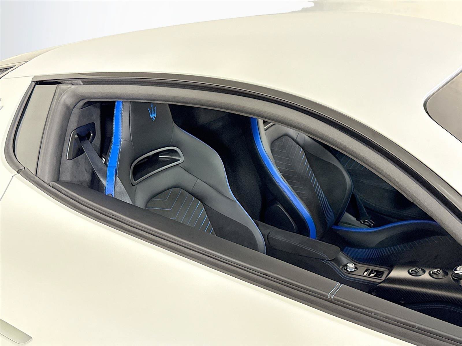 Used 2022 Maserati MC20 Coupe RWD image 28