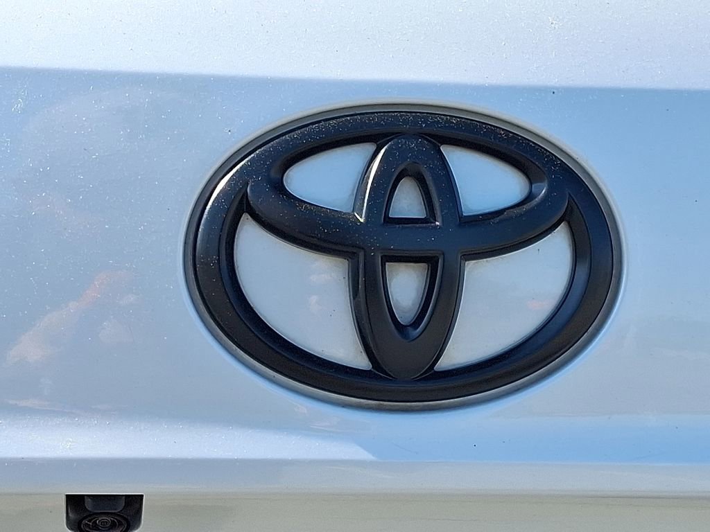 Used 2022 Toyota Highlander XSE AWD/4WD image 9