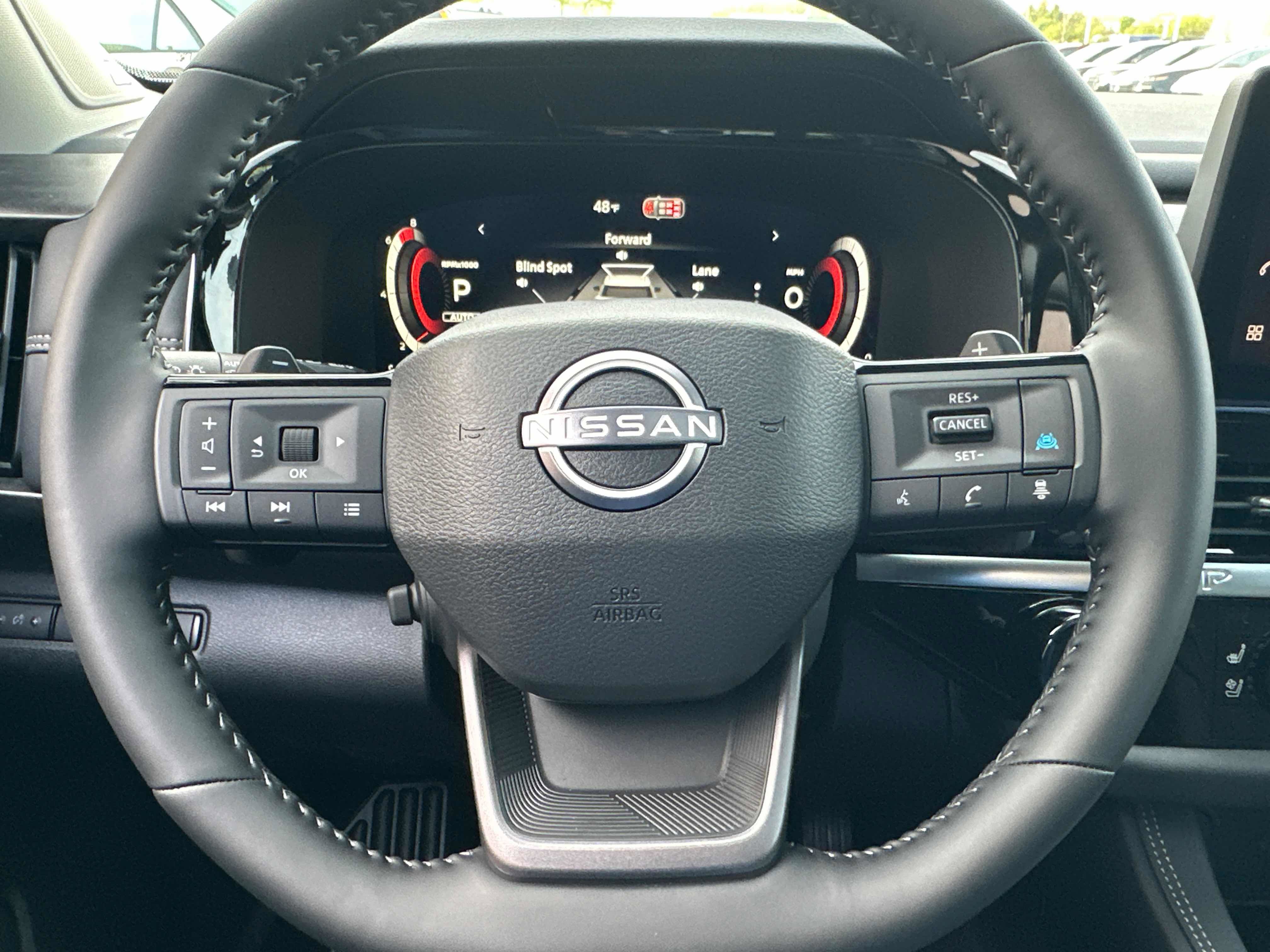 New 2026 Nissan Pathfinder Platinum AWD/4WD image 40