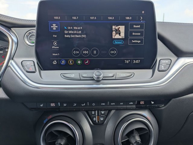 Used 2025 Chevrolet Blazer LT AWD/4WD image 13