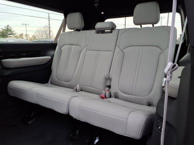 New 2026 Jeep Grand Wagoneer L Summit image 17