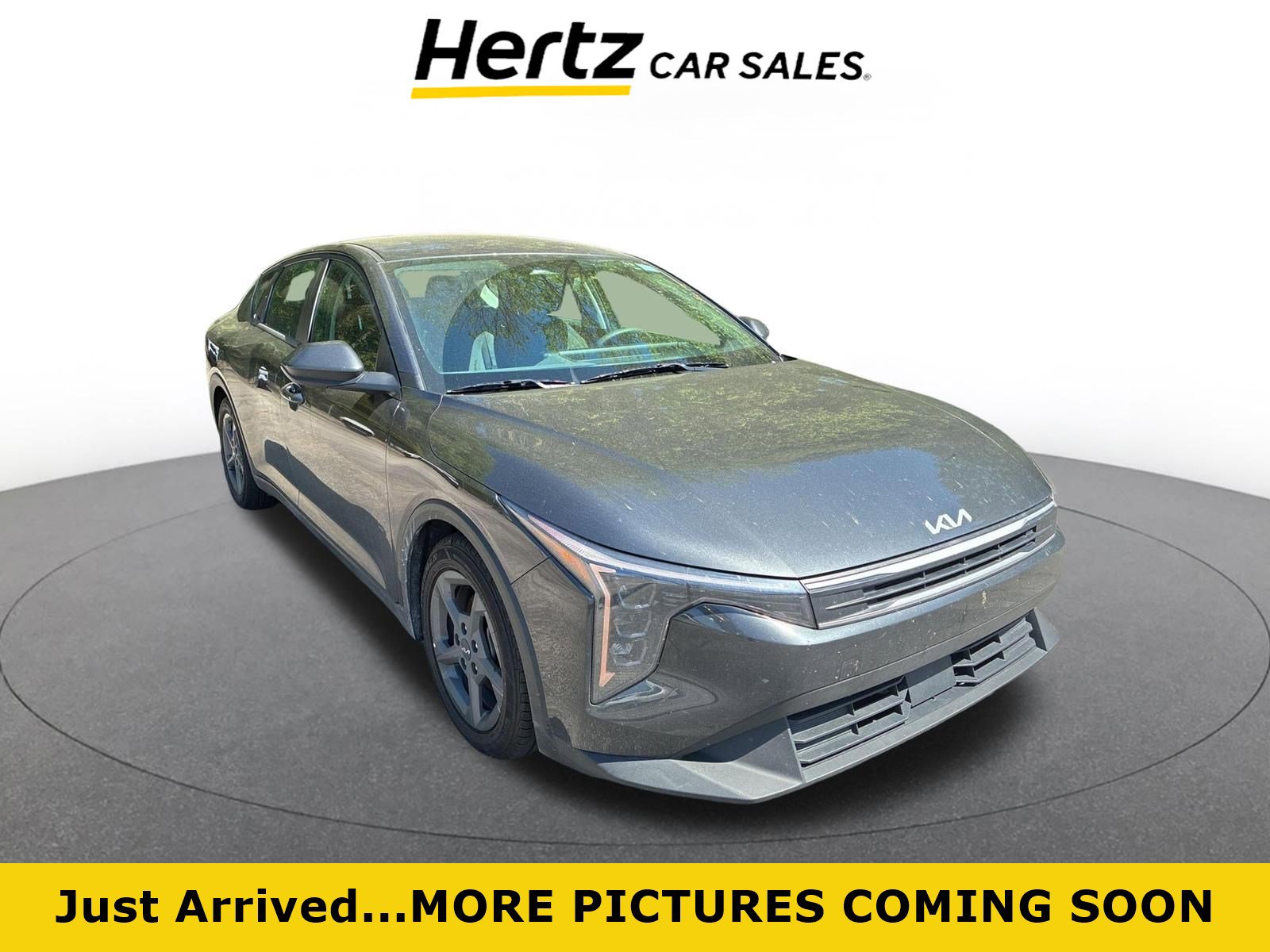 Used 2025 Kia K4 LXS image 1
