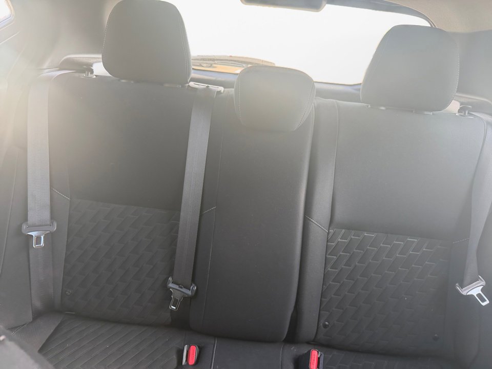 Used 2022 Nissan Kicks SV w/ Interior Electronics Package FWD image 12