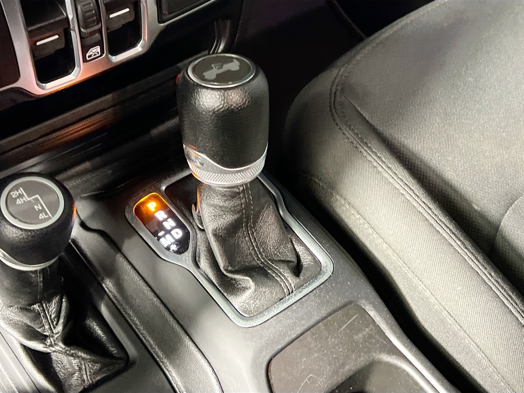 Used 2021 Jeep Wrangler Unlimited Sport image 25