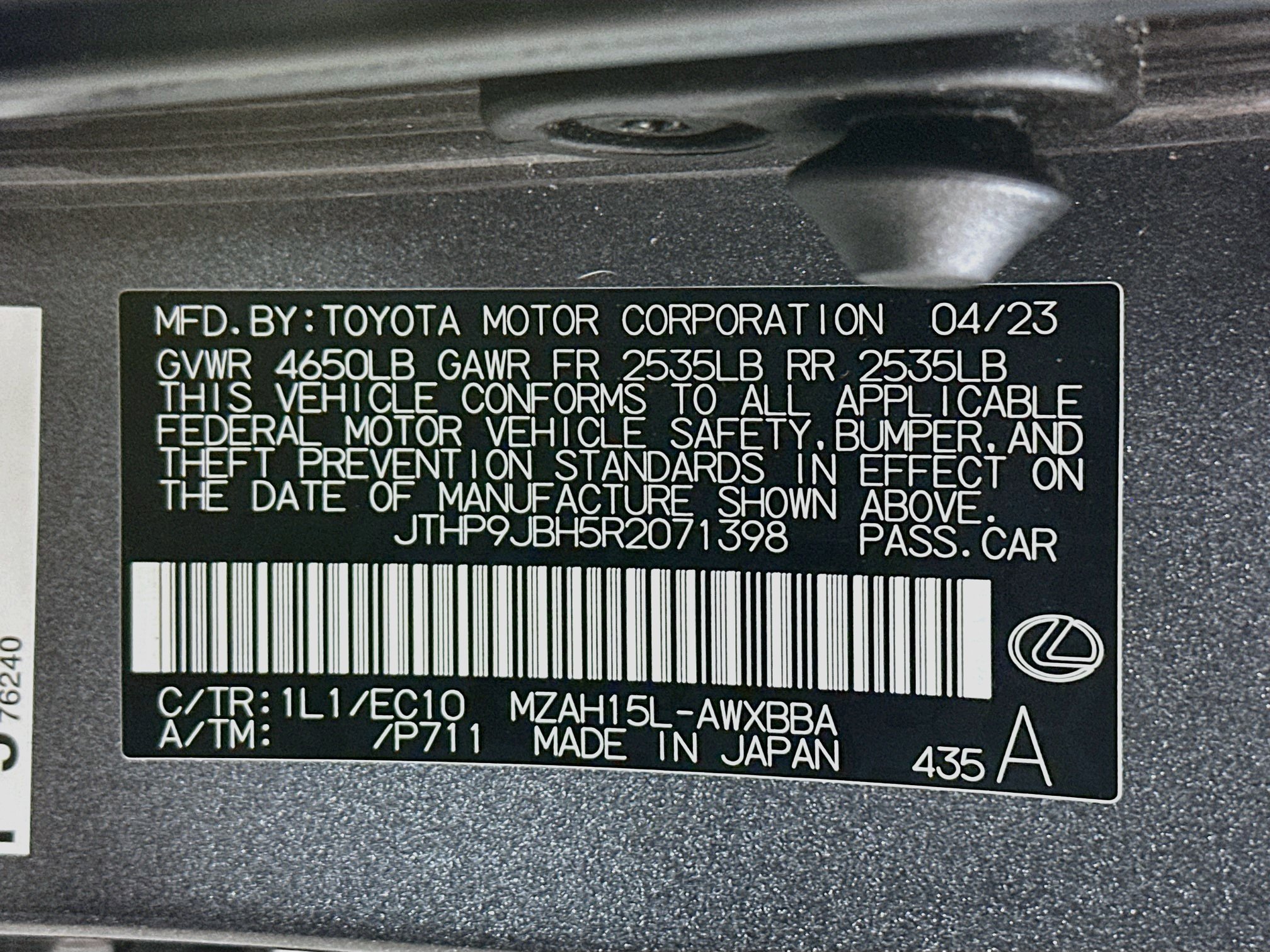 Used 2024 Lexus UX 250h AWD w/ Premium Package image 30