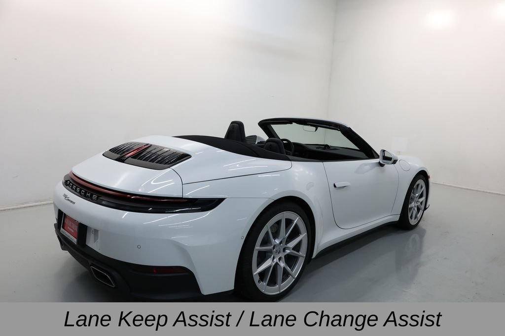 Used 2025 Porsche 911 Carrera RWD image 27