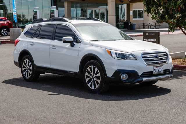 Used 2016 Subaru Outback 2.5i Limited AWD/4WD image 6