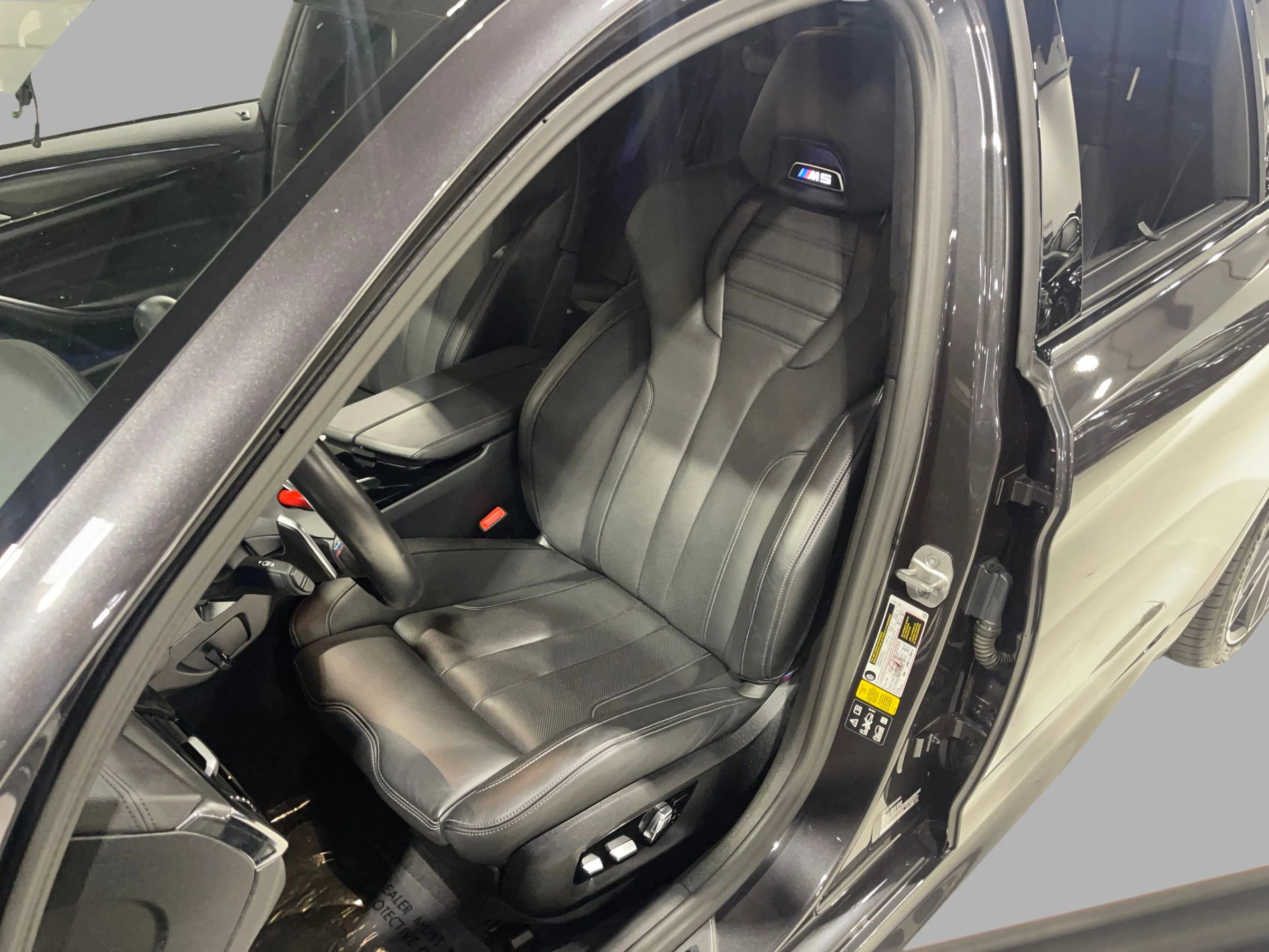 Used 2023 BMW M5 w/ Competition Package image 31