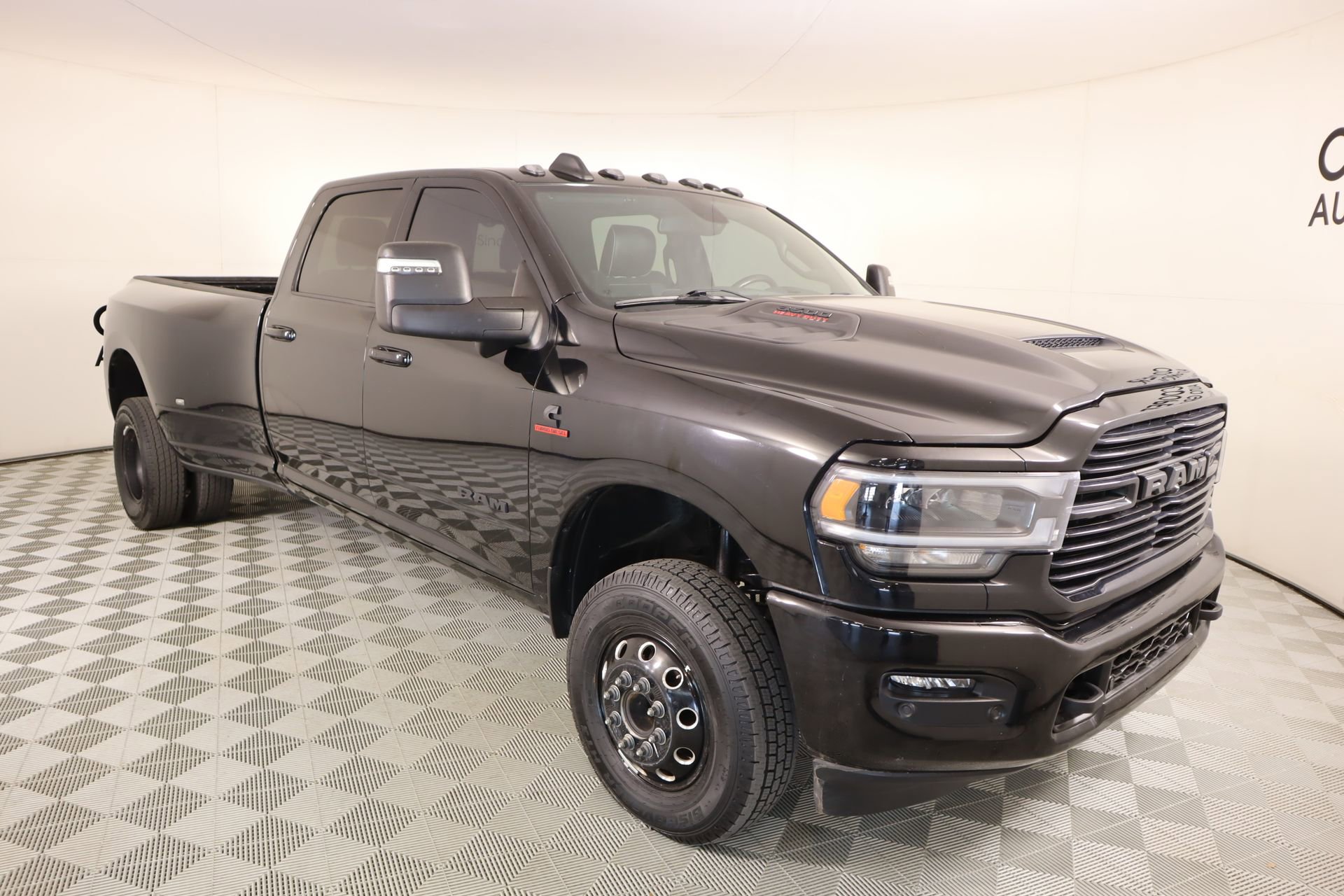 Used 2024 RAM 3500 Laramie w/ Night Edition AWD/4WD image 1