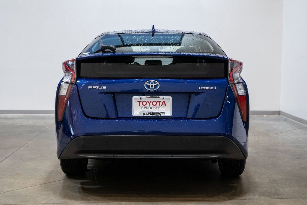 Used 2017 Toyota Prius Three image 6