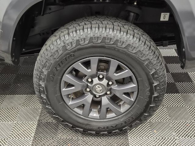 Used 2020 Toyota Tacoma SR5 image 9