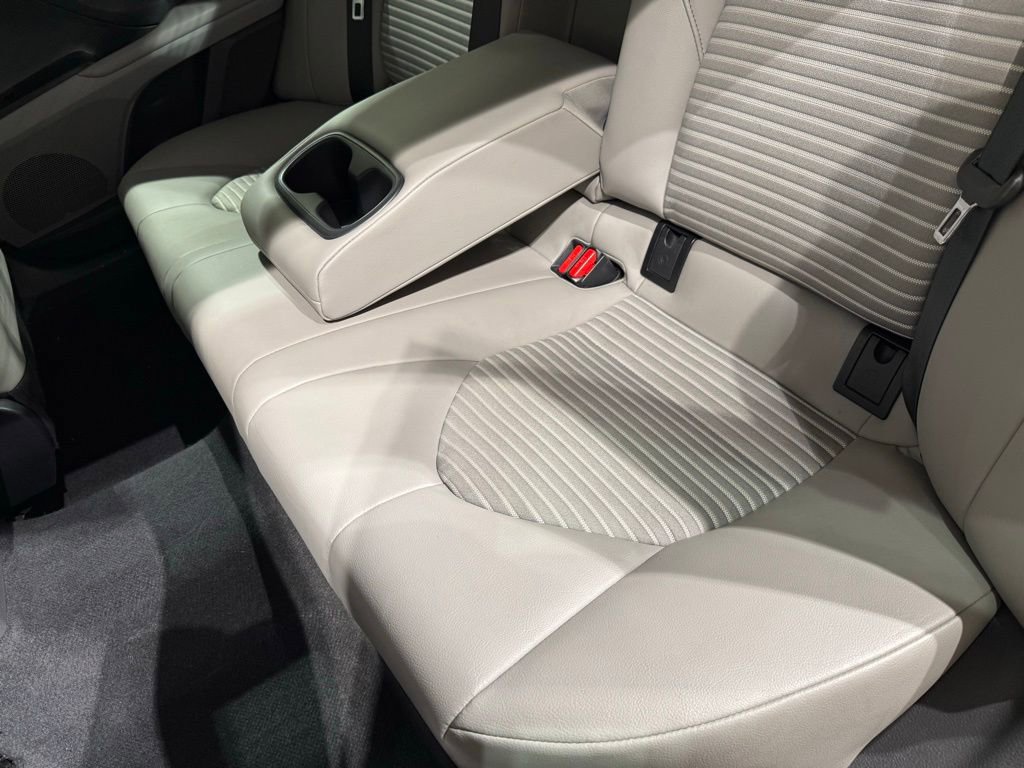 Certified 2024 Toyota Camry SE image 18