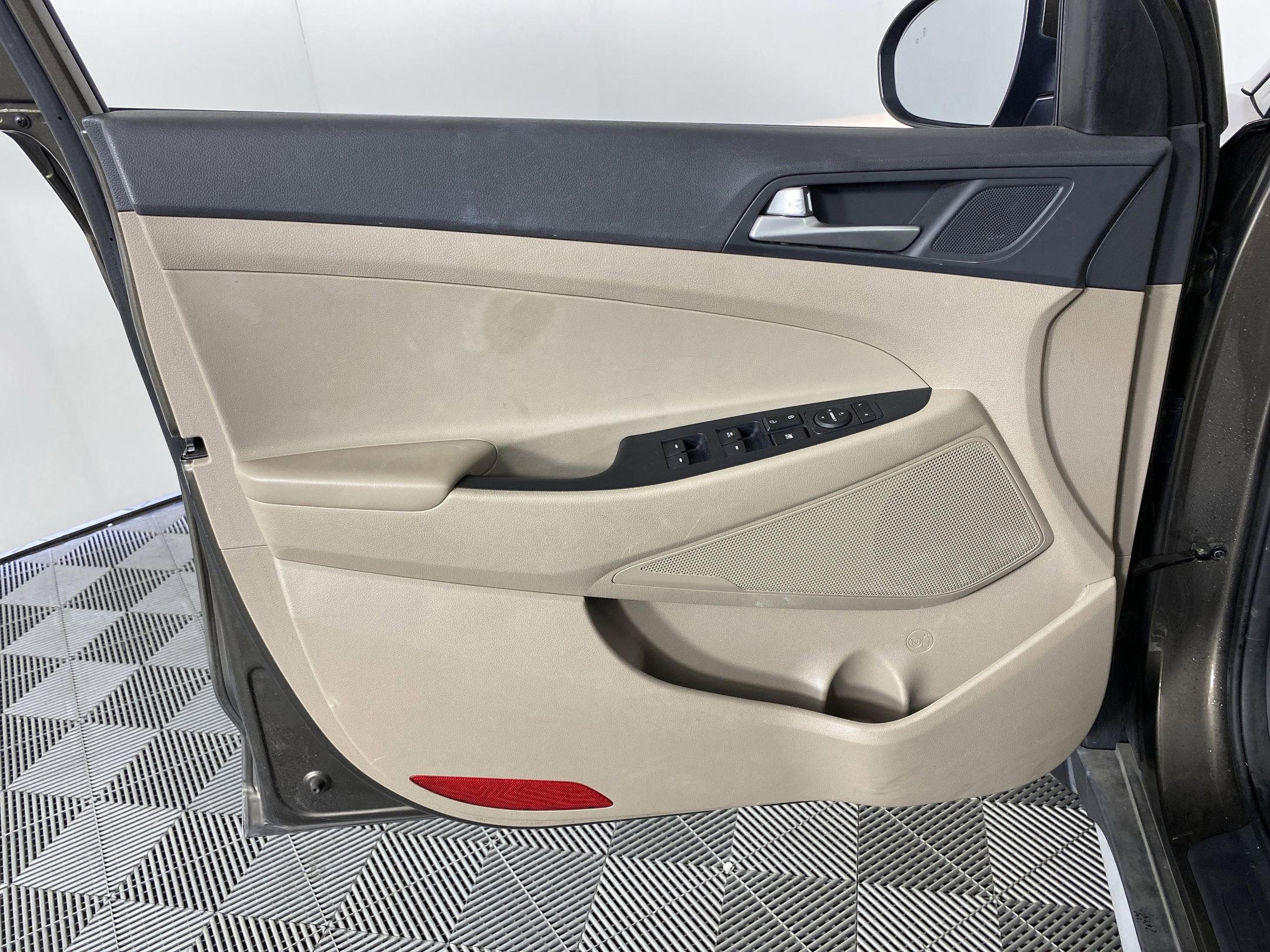 Used 2019 Hyundai Tucson SEL image 20