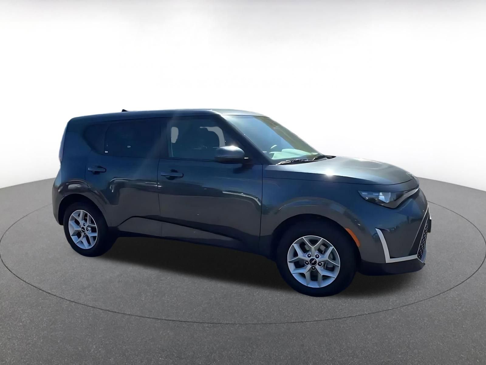 Used 2025 Kia Soul LX w/ LX Technology Package video 2