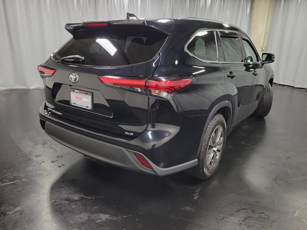 Used 2020 Toyota Highlander XLE FWD image 8