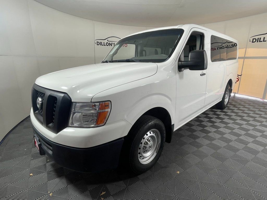 Used 2019 Nissan NV 3500 S RWD image 2