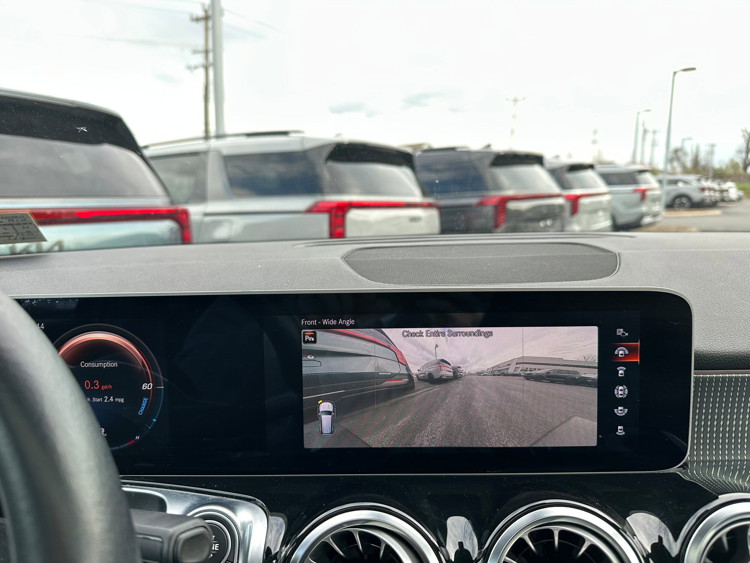 Used 2021 Mercedes-Benz GLB 250 4MATIC image 39