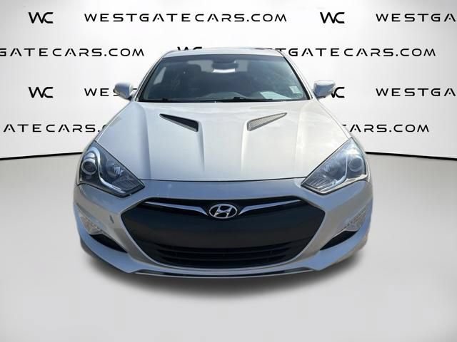 Used 2013 Hyundai Genesis 3.8 RWD video 2