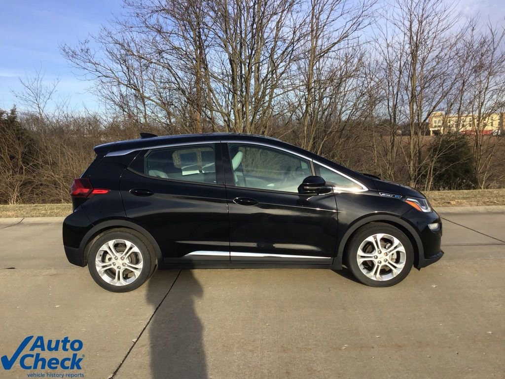 Used 2019 Chevrolet Bolt LT image 2