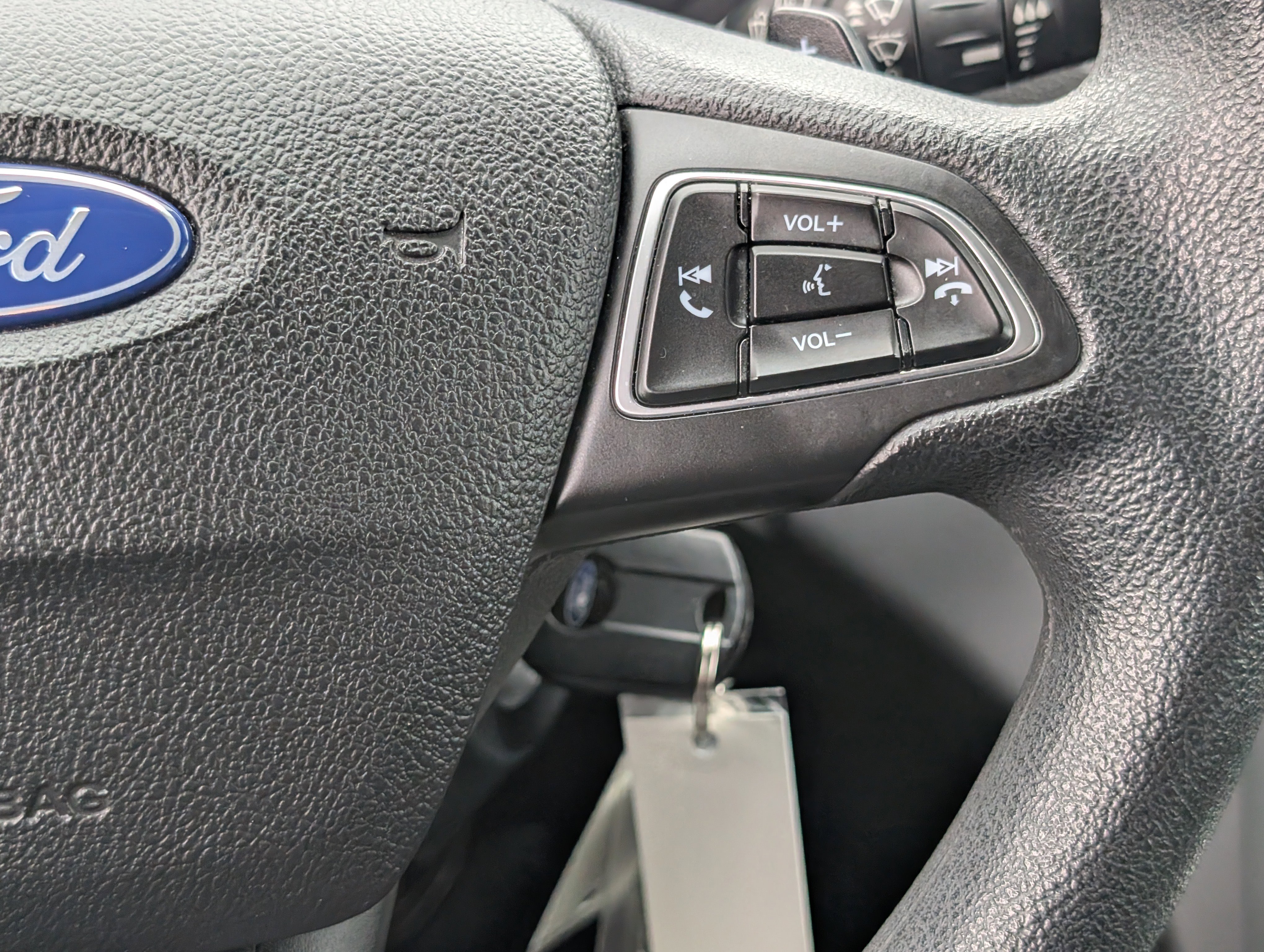 Used 2017 Ford Escape SE w/ Equipment Group 201A AWD/4WD image 21
