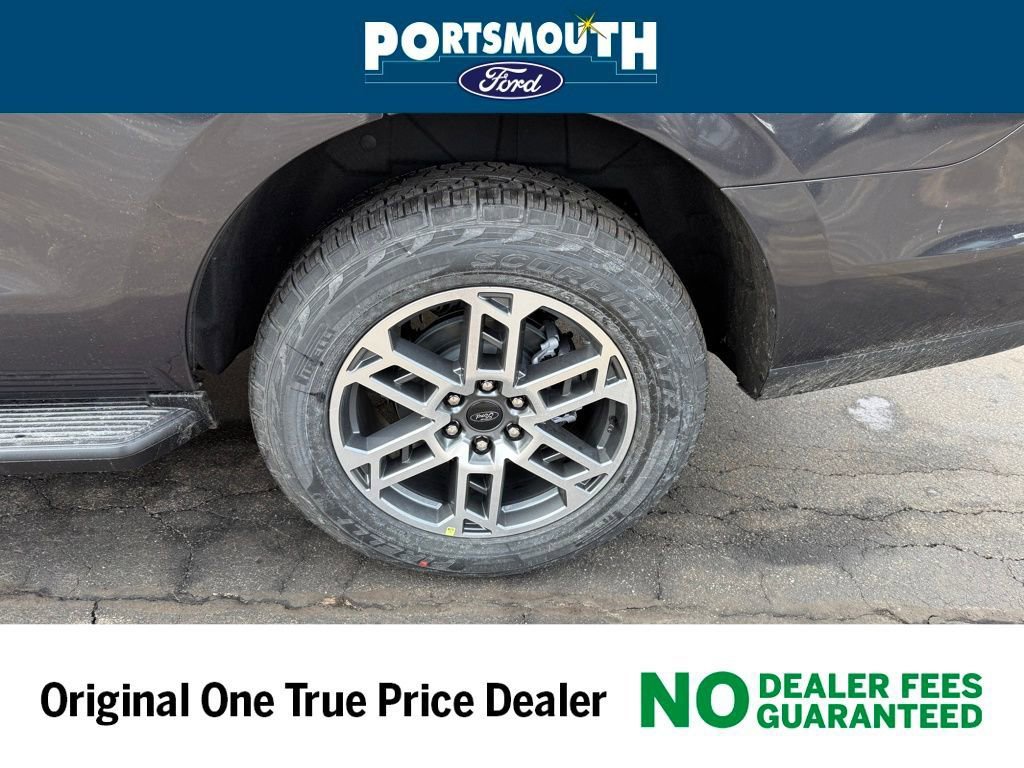 New 2026 Ford Expedition Active image 32