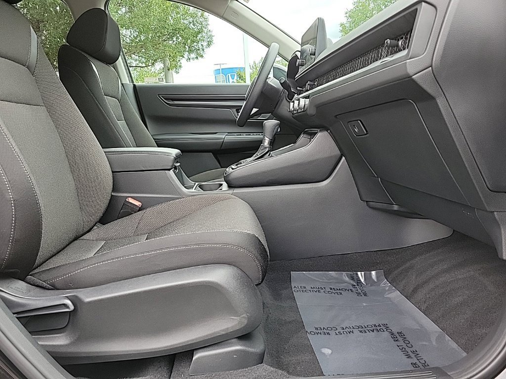 Used 2024 Honda CR-V EX image 12