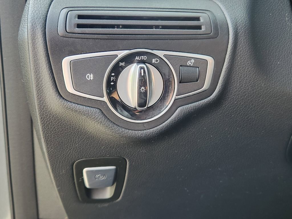 Certified 2017 Mercedes-Benz GLC 300 4MATIC image 22