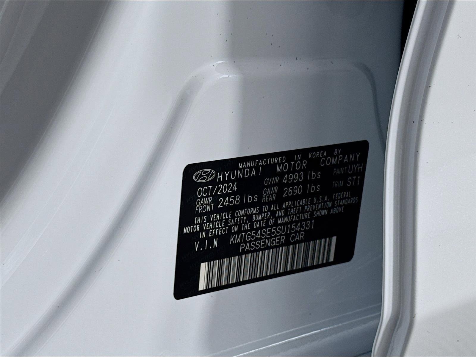 New 2025 Genesis G70 3.3T Advanced w/ Sport Prestige Package image 34