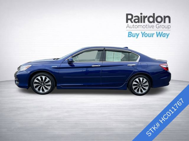 Used 2017 Honda Accord Touring image 4
