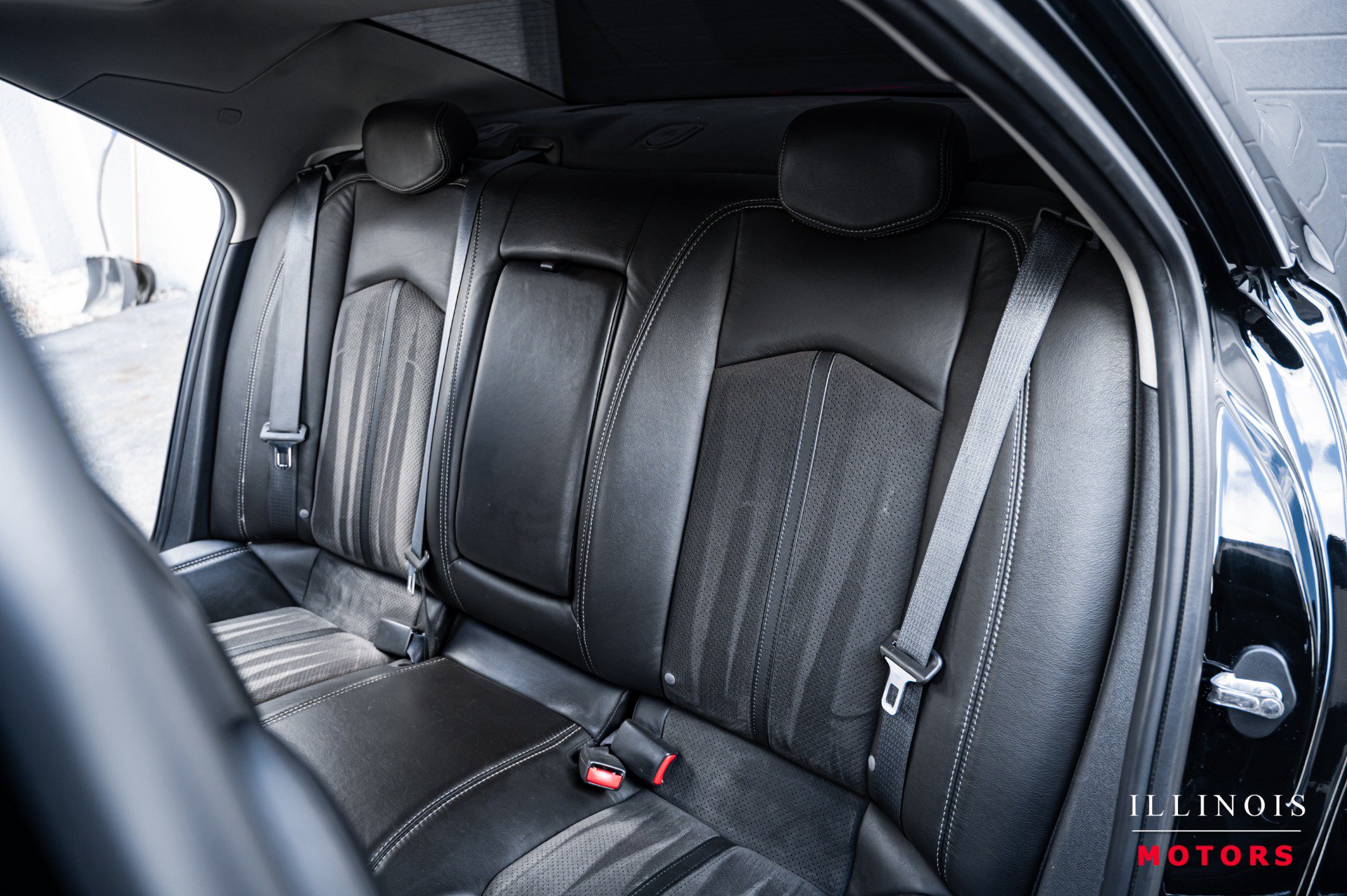 Used 2014 Cadillac CTS V w/ Wood Trim Package RWD image 28