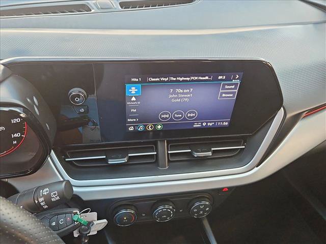 Certified 2025 Chevrolet Trax RS w/ Sunroof Package FWD image 14