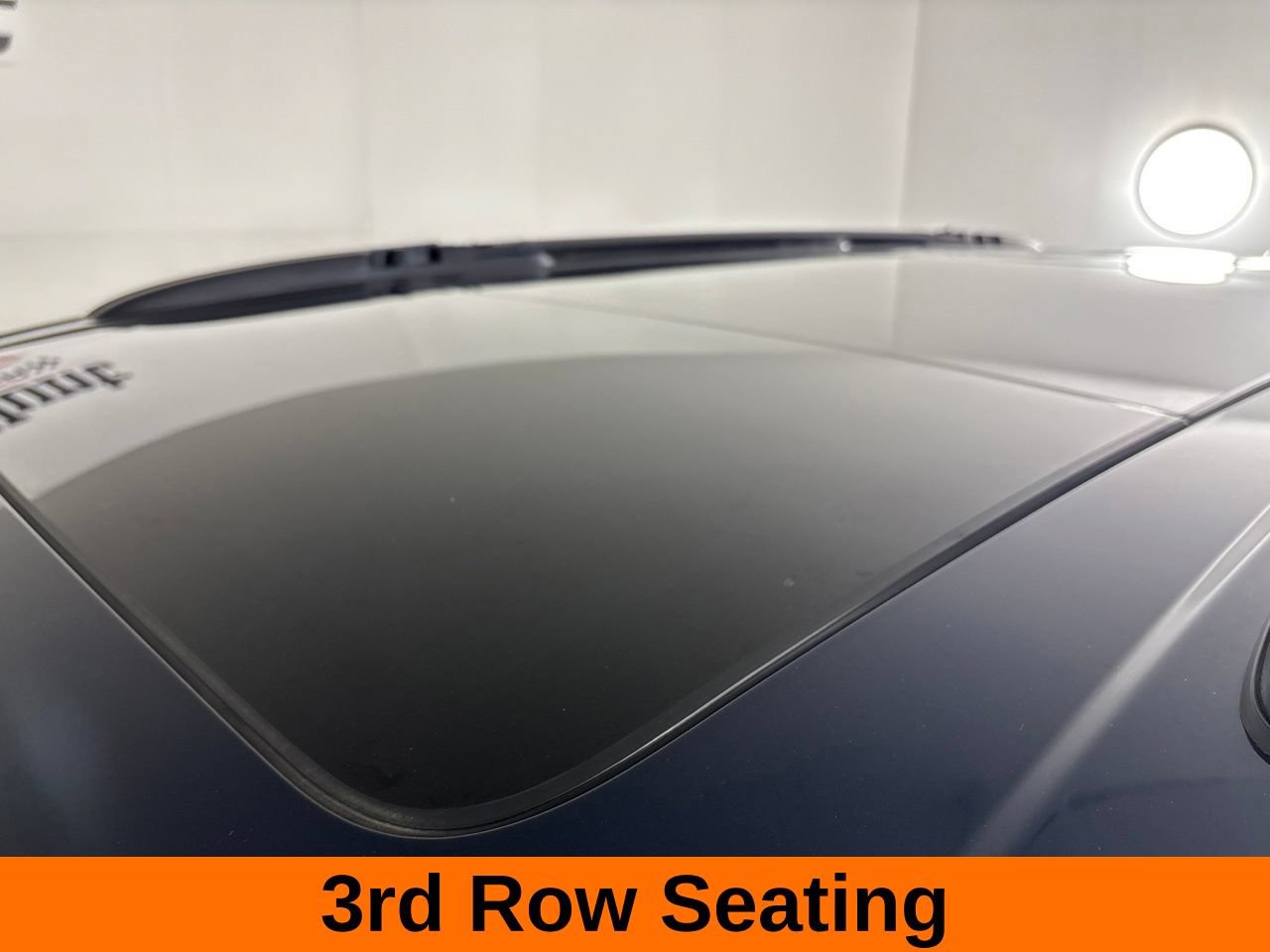 Used 2025 Chrysler Pacifica Limited FWD image 10