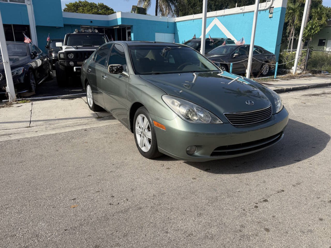 Used 2005 Lexus ES 330 FWD image 4