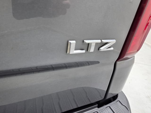 Used 2020 Chevrolet Silverado 1500 LTZ w/ LTZ Premium Package AWD/4WD image 10