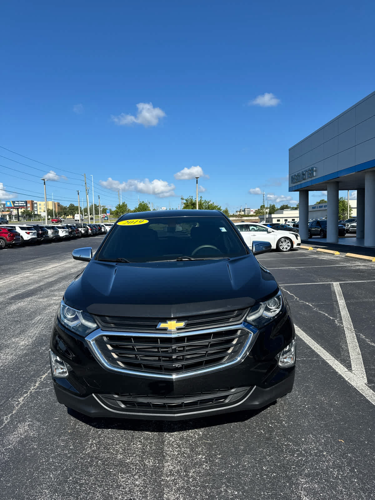 Used 2019 Chevrolet Equinox LT FWD image 8