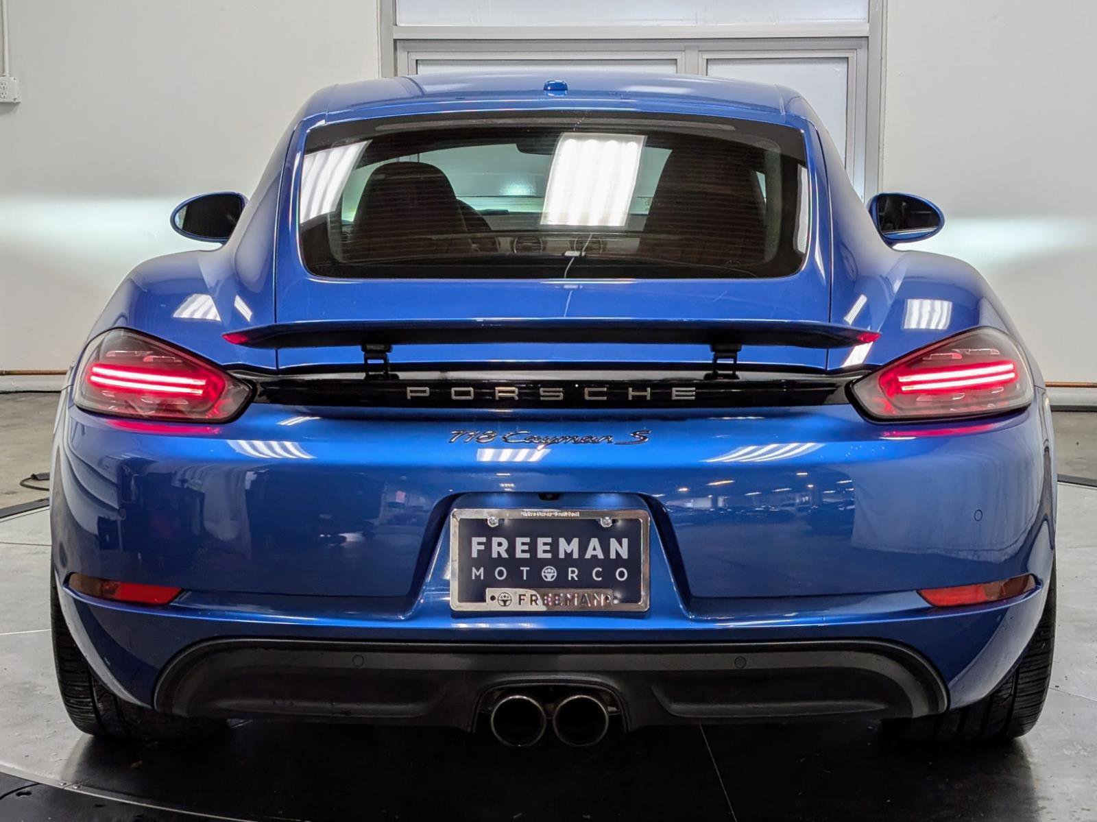 Used 2018 Porsche 718 Cayman S image 8