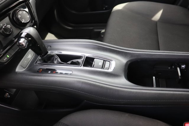 Used 2019 Honda HR-V LX image 16