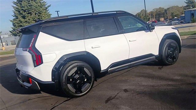 New 2026 Kia EV9 GT-Line image 3