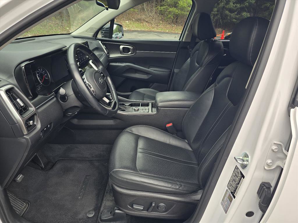 Used 2021 Kia Sorento S w/ Panoramic Sunroof Package image 12
