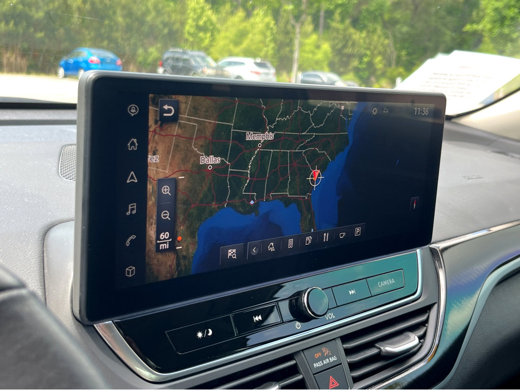 Used 2024 Nissan Altima 2.0 SR image 9