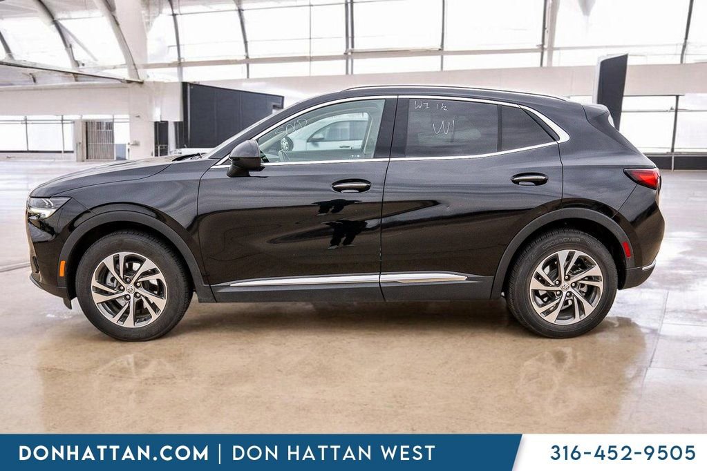 Used 2023 Buick Envision Essence image 2