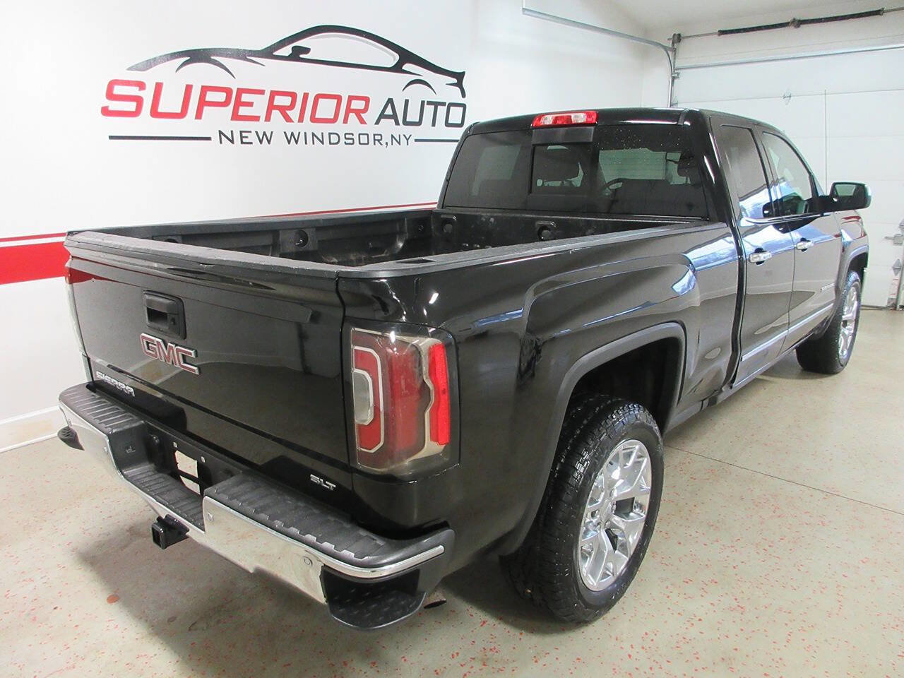 Used 2018 GMC Sierra 1500 SLT w/ SLT Premium Package image 15