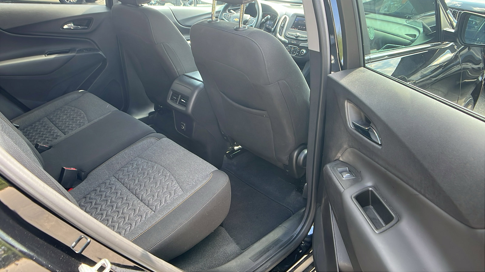 Used 2024 Chevrolet Equinox LT image 22