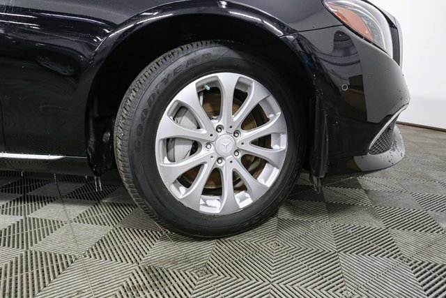 Used 2017 Mercedes-Benz E 300 4MATIC image 15