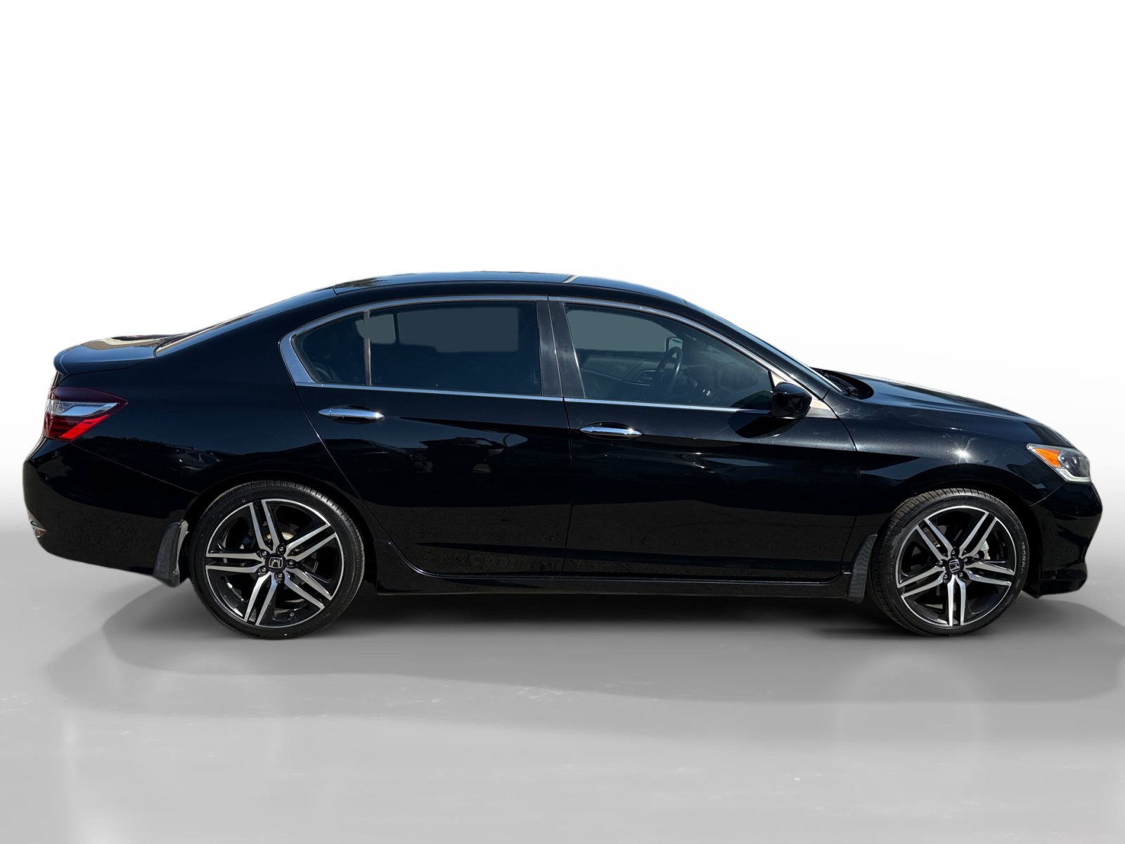 Used 2016 Honda Accord Sport image 6