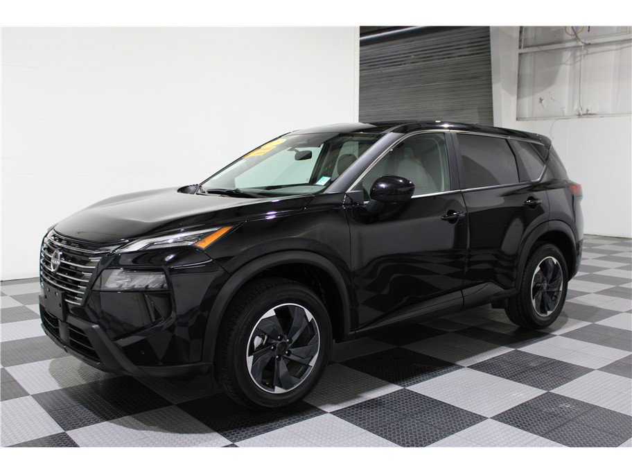 Used 2025 Nissan Rogue SV image 7