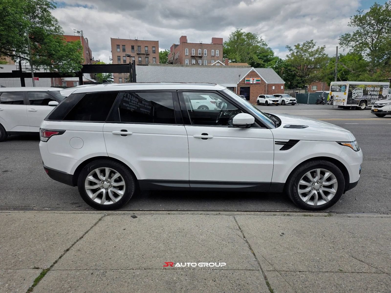 Used 2015 Land Rover Range Rover Sport HSE AWD/4WD image 6