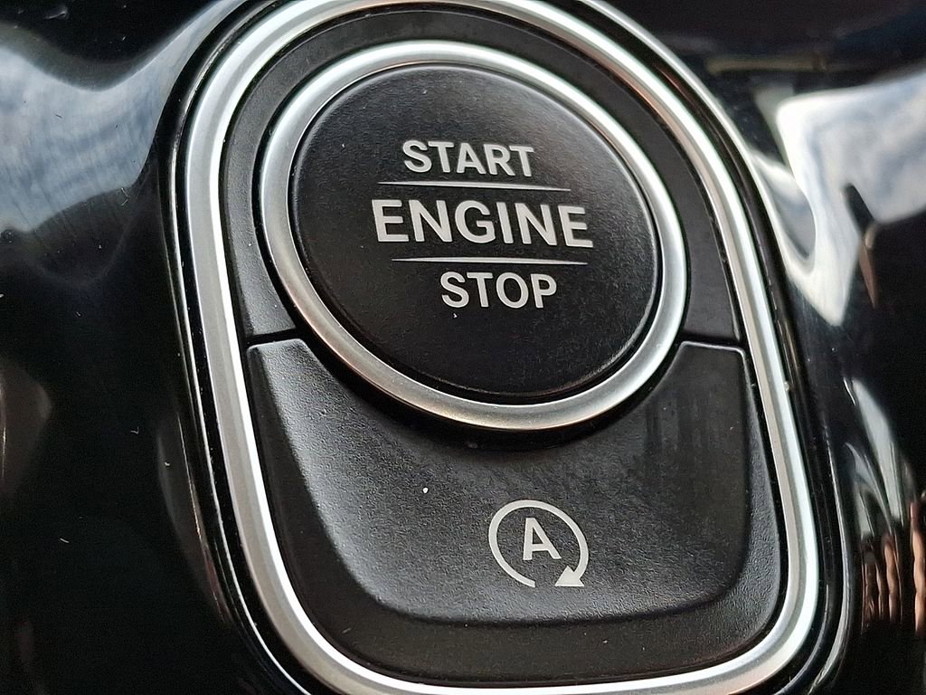Used 2023 Mercedes-Benz GLA 250 4MATIC image 23